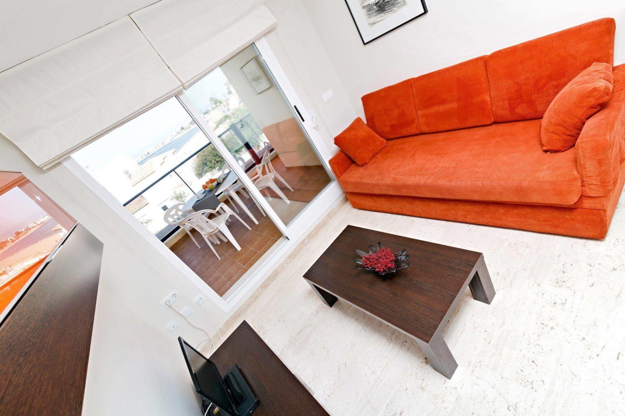 Apartamentos Almadraba Vyb Denia Exteriör bild